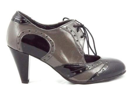 Pantofi dama gri cu negru din piele lacuita, adaptati perfect la tinutele office, cu toc de 7 cm biashoes.ro imagine reduceri